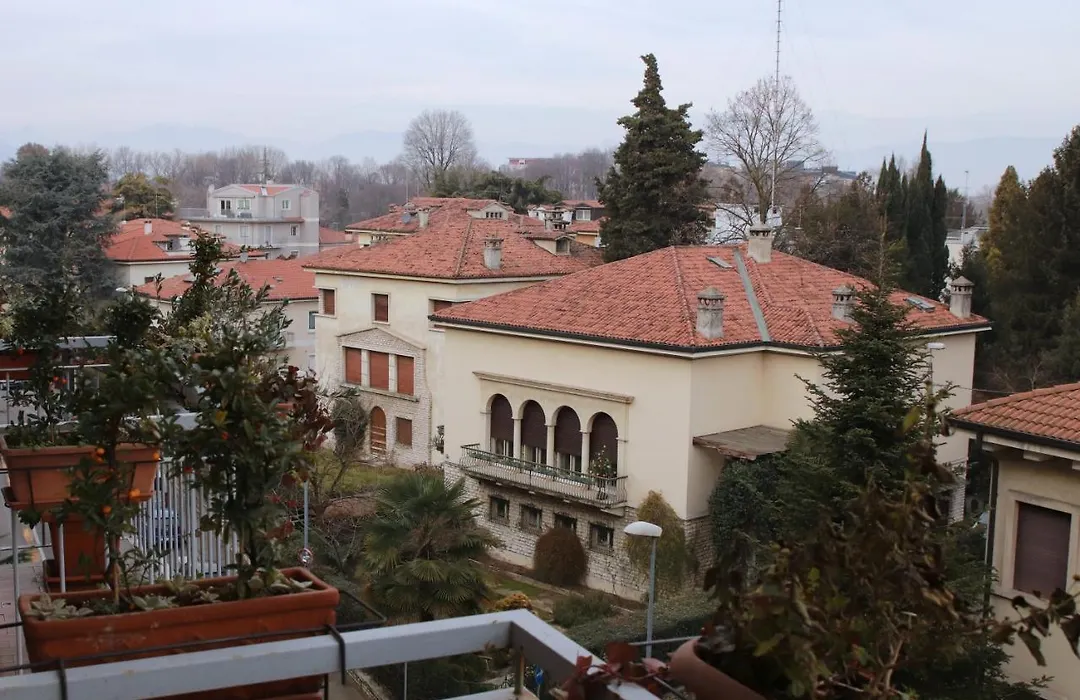 Guest House Ca' Lou Al Teatro-1